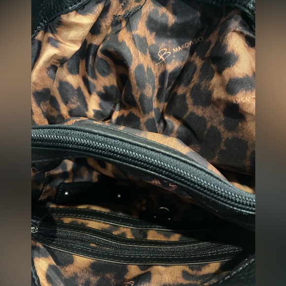 B Makowsky Black Leather Hobo Shoulder Bag - Picture 3 of 16